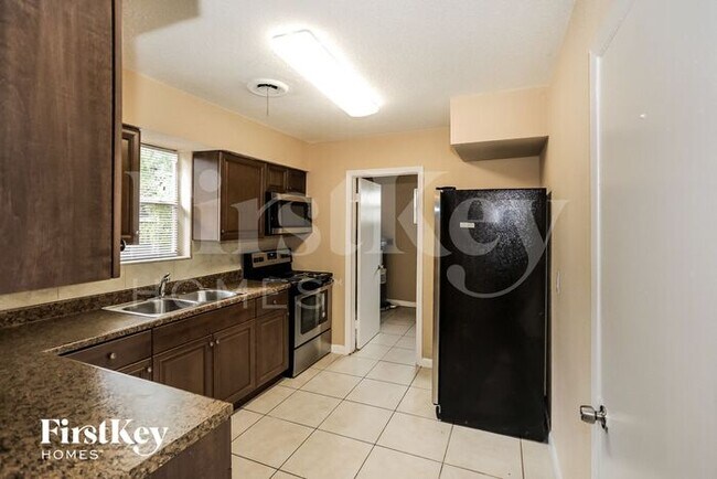 Foto del edificio - 351 SW 31st Ave