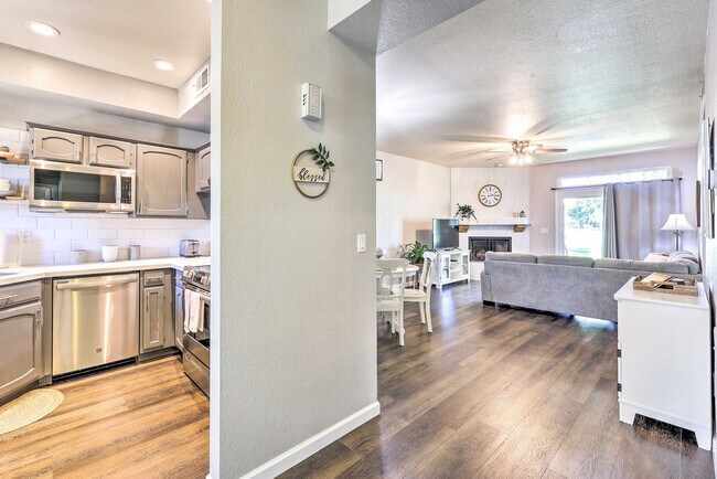 Foto del edificio - 1601 W Beardsley Rd