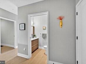 Building Photo - 900 11th St SE