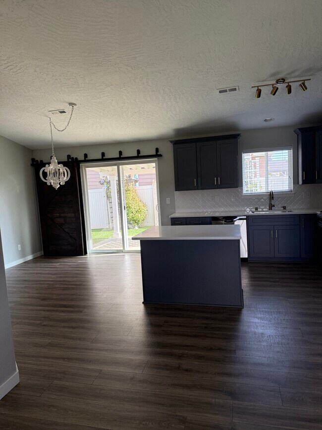 Foto del edificio - 7515 S Dana Ln