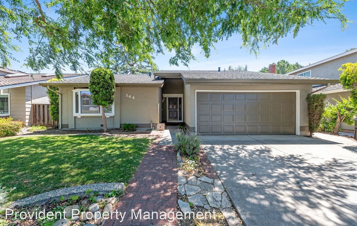Primary Photo - 4 br, 2 bath House - 164 Sprucemont Place