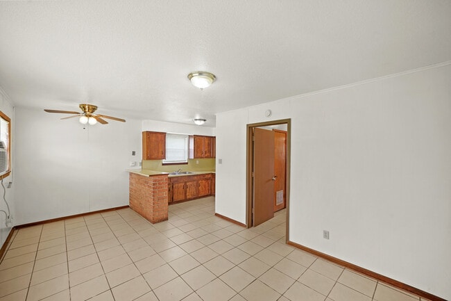 Photo - 6116 1/2 Octavia Street Apartment