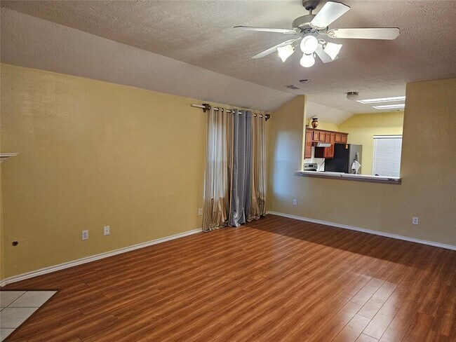 Foto del edificio - 16822 Great Oaks Glen Dr