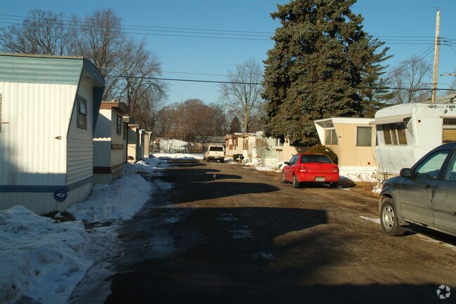 Foto del edificio - Woodmont Mobile Home Park