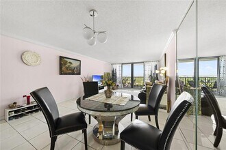 Building Photo - 2201 S Ocean Dr