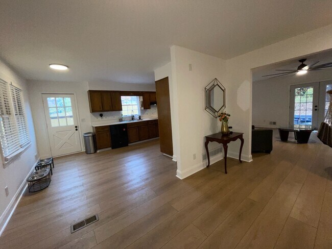 Building Photo - 3167 Mountain Creek Ln