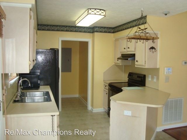 Building Photo - 3 br, 2.5 bath House - 1500 Alta Vista Drive