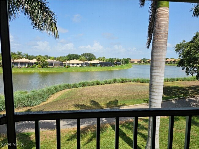 Building Photo - 13000 Amberley Ct