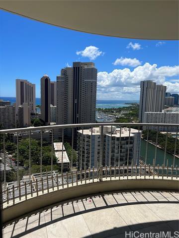 Foto del edificio - 1717 Ala Wai Blvd