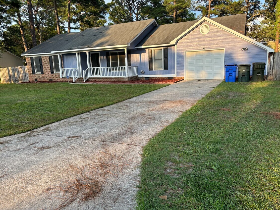 Front - 7322 Reedy Creek Dr