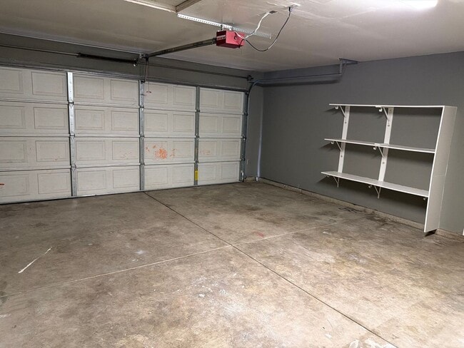 Building Photo - 705 S Brown St