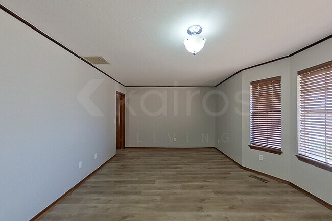Foto del edificio - 1205 Mockingbird Ln