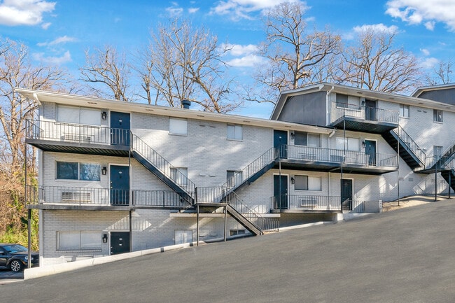 Building Photo - Rio At Lenox