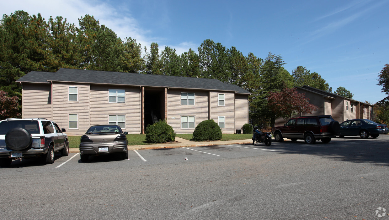 Building Photo - Gateway Village Apartments