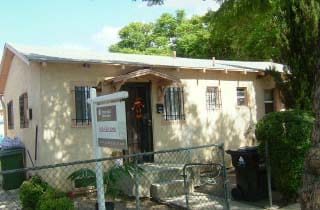 Building Photo - 2483 Lancaster Ave