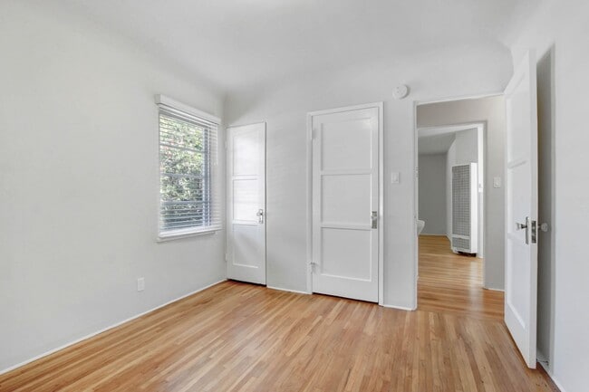 Foto del edificio - 2202-2206 20th St in Santa Monica!  Near Ocean Park Blvd.