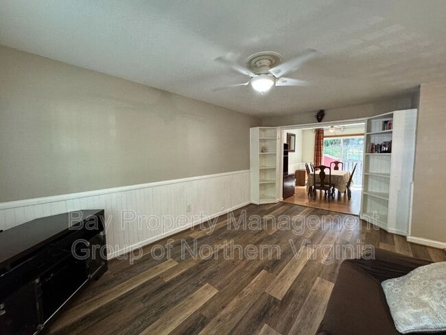 Building Photo - 9532 Cherry Oak Ct