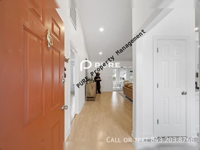 Building Photo - 1985 Gray Battery Ct