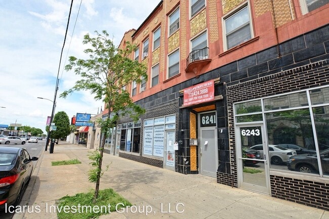 Building Photo - 6237 S Kedzie Ave