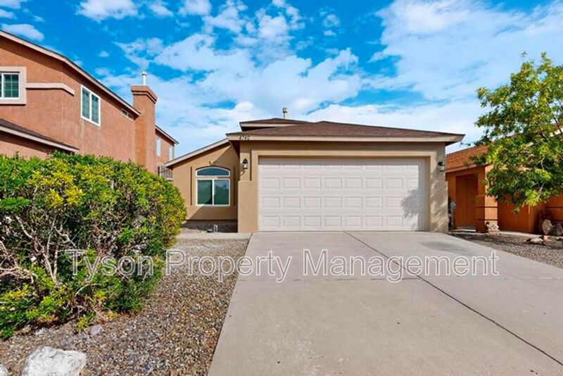Foto principal - 4740 Jessica Dr NE