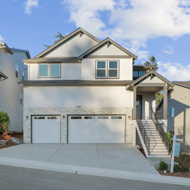Primary Photo - 14047 SE Piper Cub Way