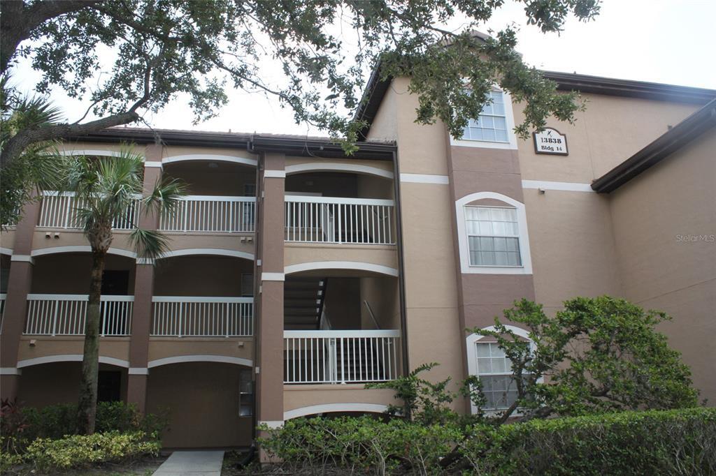 Primary Photo - 13838 Fairway Island Dr