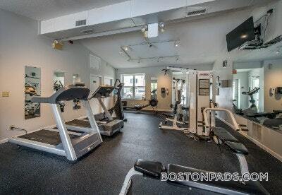 Foto del edificio - 10 Westgate Dr