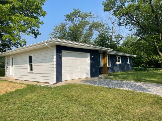 Building Photo - 192 N 500 W