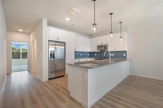 Building Photo - 2100 Legacy Dr