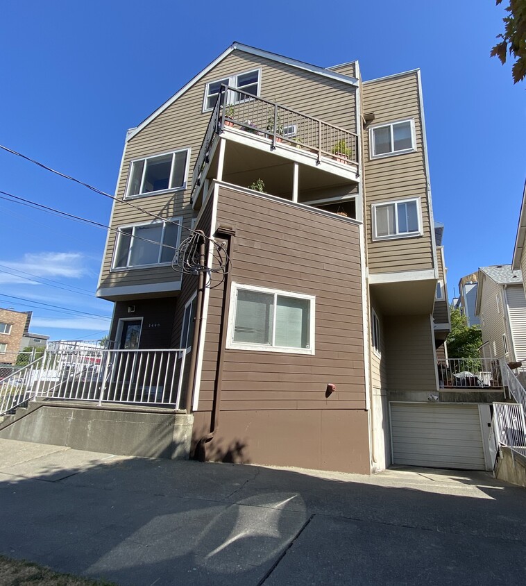 Primary Photo - 1446 NW 62nd St