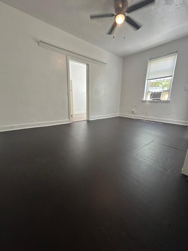 Foto del edificio - 523 24th St
