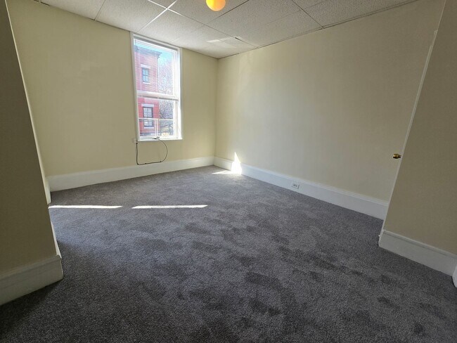 Foto del edificio - 637 N 16th St