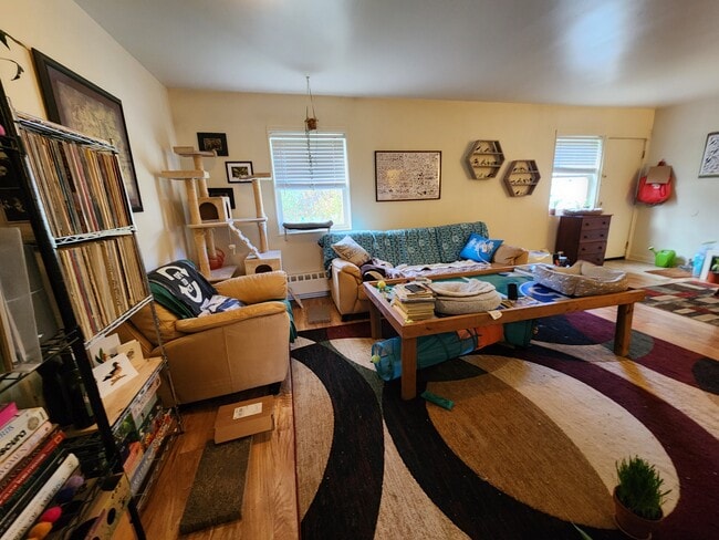 Foto del edificio - 172 Bolling Dr