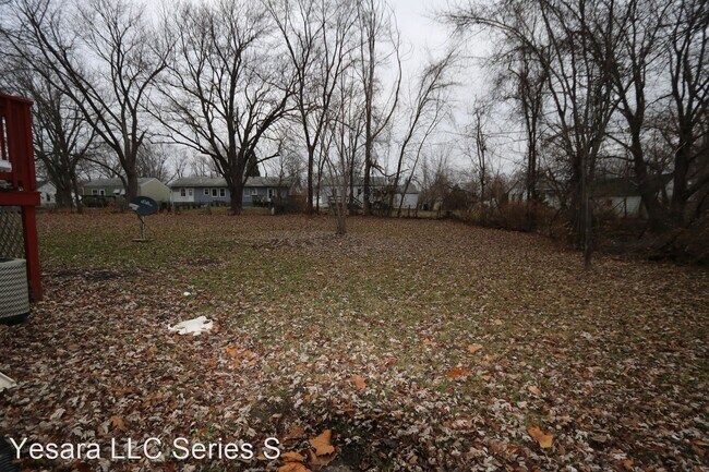 Building Photo - 112-112 Argyle Ct