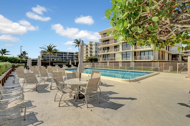 Building Photo - 3200 S Ocean Blvd