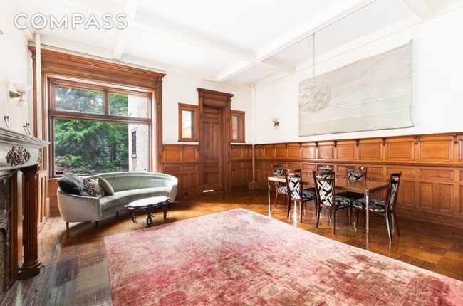 Photo - 27 W 87th St Townhome