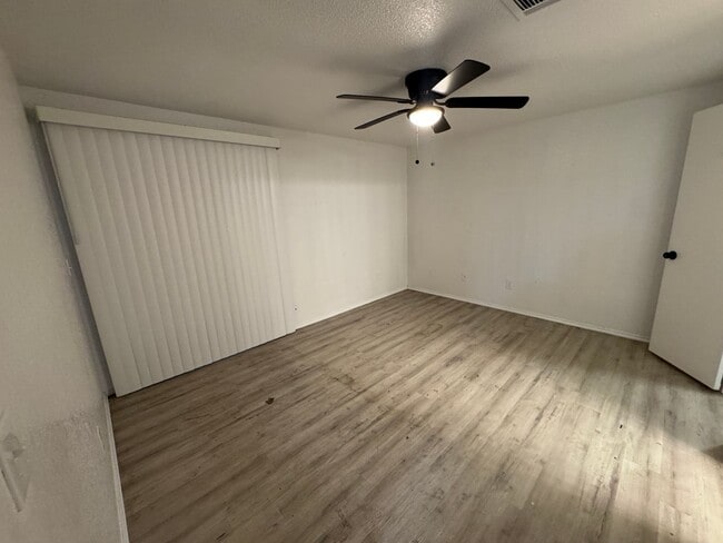 Building Photo - 11365 Walters Ave