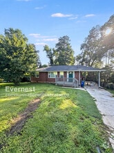 Building Photo - 2722 Harrington Dr