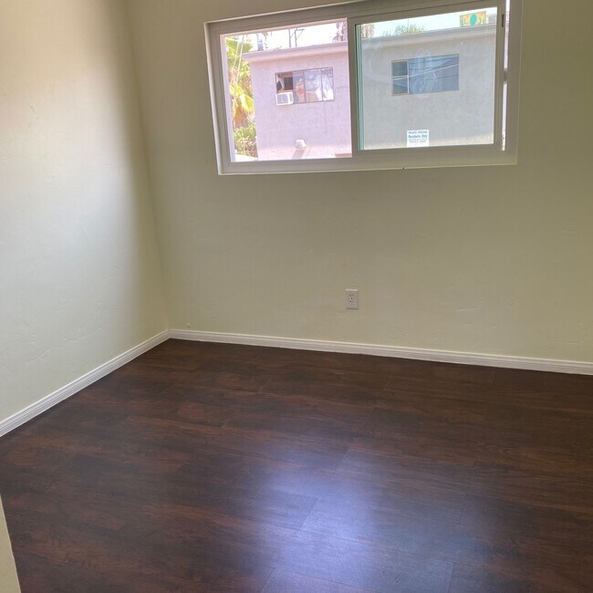 Foto del edificio - 4337 50th St