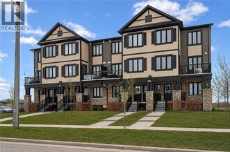 Building Photo - 148 Rochefort St.