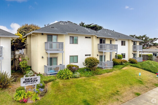 Building Photo - Sea Breeze Apartments for rent in Marina, CA