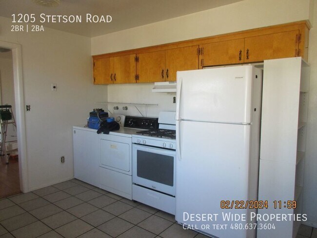 Building Photo - 1205 Stetson Rd