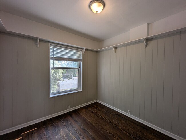 Building Photo - 2711 Arsenal St