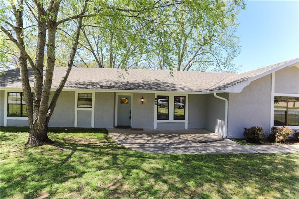 Foto principal - 1005 Robin Haven Dr