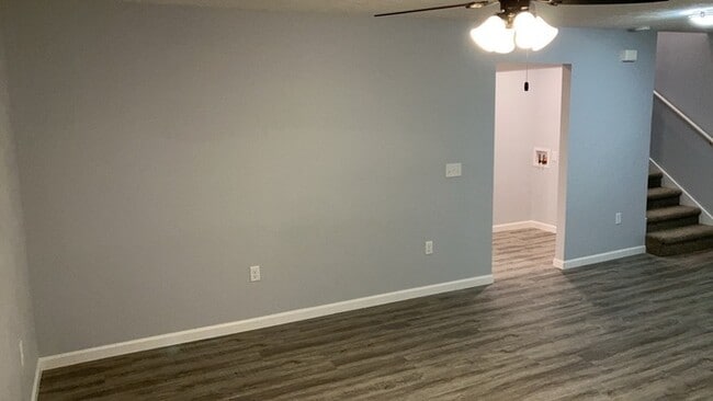 Building Photo - 2025 Culver Ave