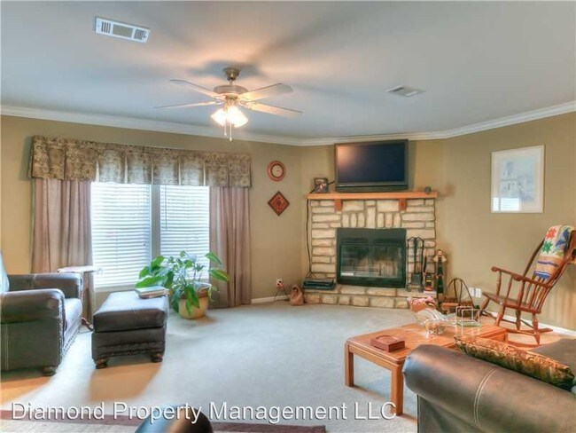 Building Photo - 4 br, 2 bath House - 4333 Highway 169