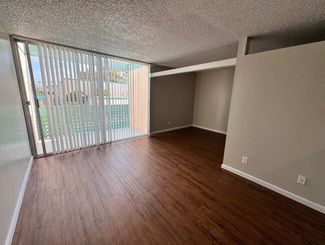 Foto del edificio - Sandpointe Apartment Homes