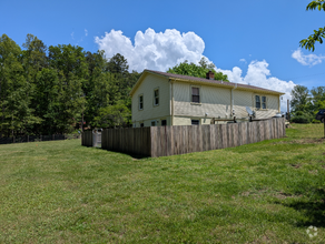 Building Photo - 1810 Old Millers Mill Rd