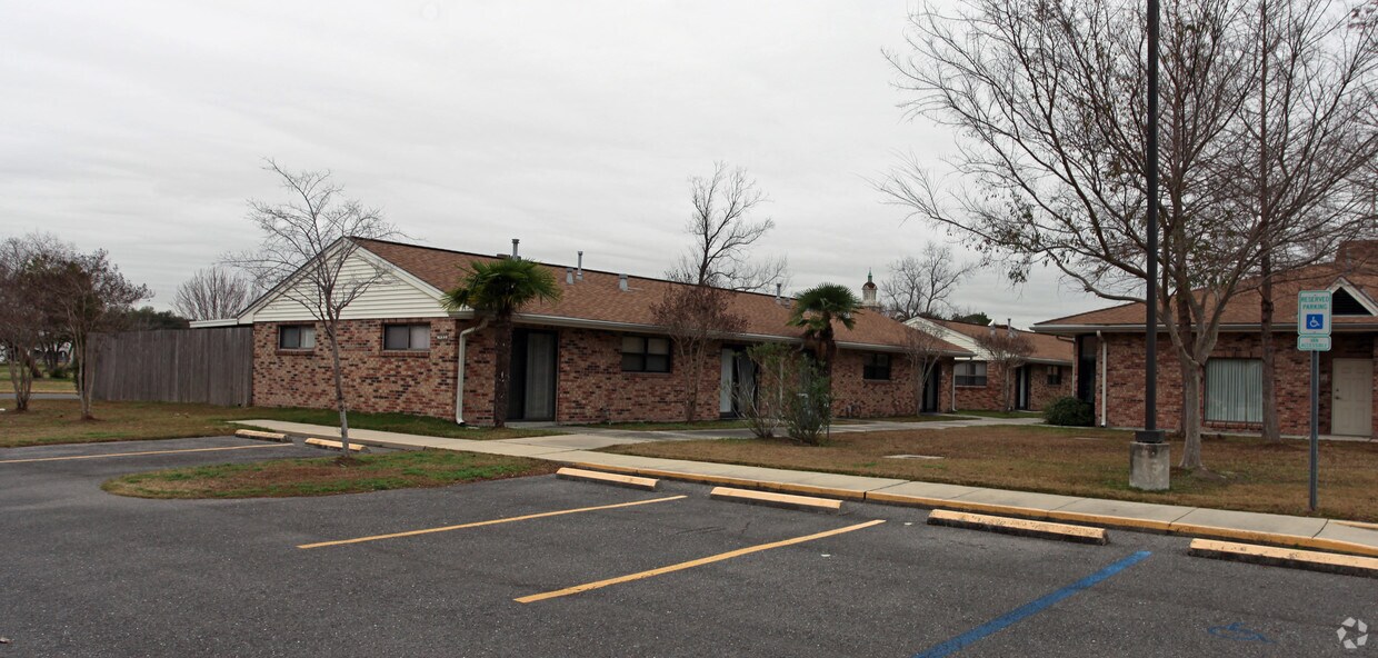 St. John Vianney Villa Apartments in Marrero, LA