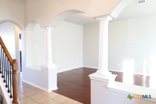 Building Photo - 9904 Maplewood Ct